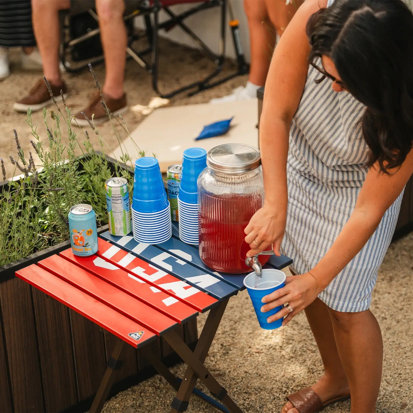 Compact Camp Table 20™ - USA Anniversary Deluxe - Camp Choice